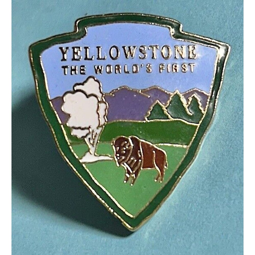 Yellowstone National Park Worlds 1st-Arrowhead Mini Badge Bison Geyser Logo Pin